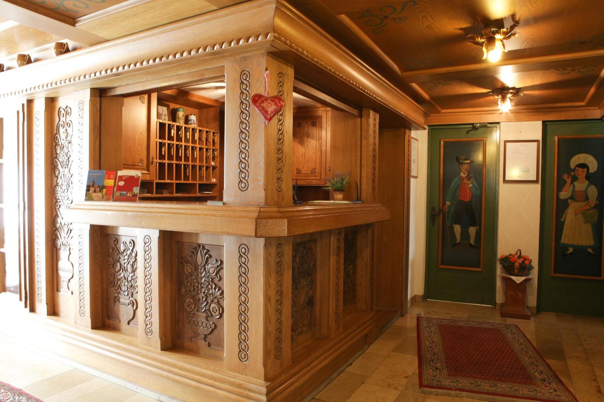 Отель Gasthof Zum Loewen